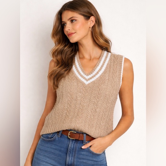Freshman 1996 Sweaters - Freshman 1996 Cable Knit Sweater Vest Beige V-Neck Size L